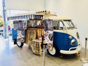 8.VWワーゲンバス 400万円~(税別) 8.VWワーゲンバス 400万円~(税別)